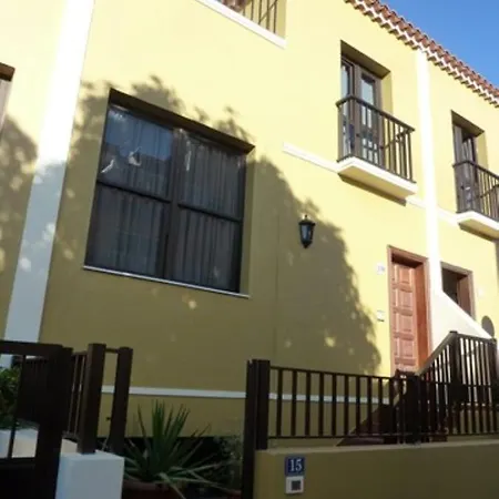 Casa Amarilla Borbalan